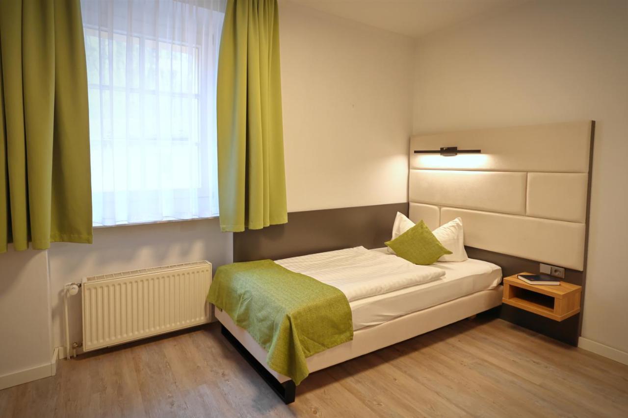 Hotel Und Restaurant Kranichsberg Woltersdorf  Bagian luar foto